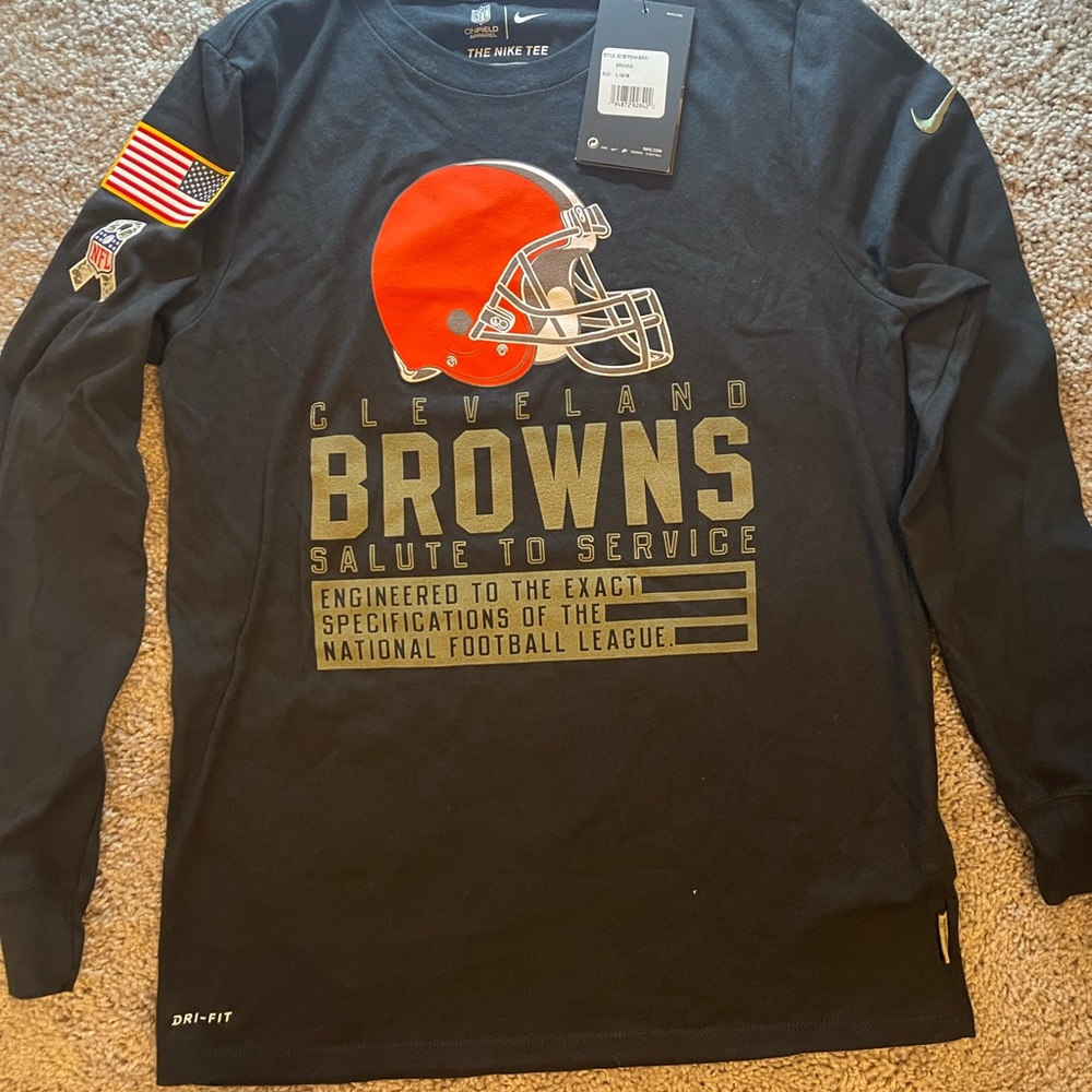 Cleveland browns boys long sleeve t-shirt size 14/16 NWT